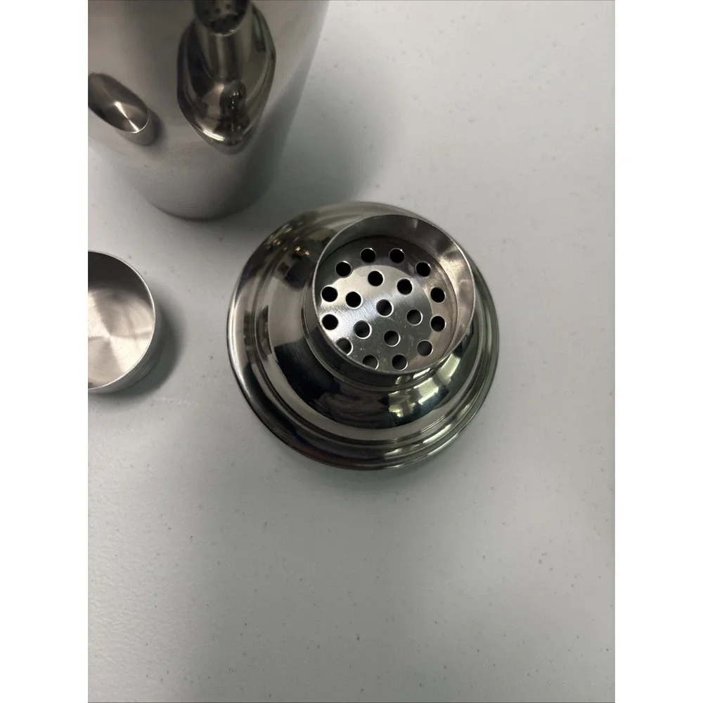 Stainless Steel 3 Piece Cocktail Martini Shaker 18/8 Excellent Used Condition